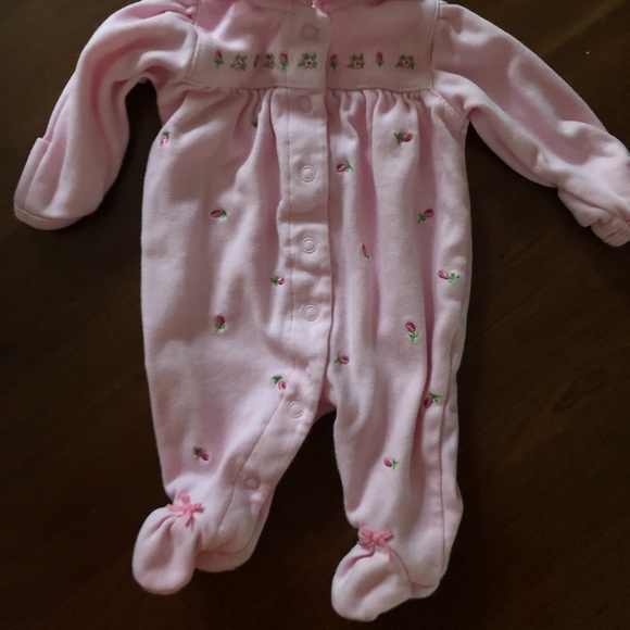 🌸3 for $15 Sale🌸Sweet pink strawberry one piece - Picture 2 of 7